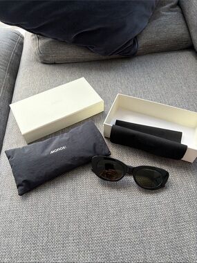 Monos Minaret Black Cat-Eye Women's Sunglasses